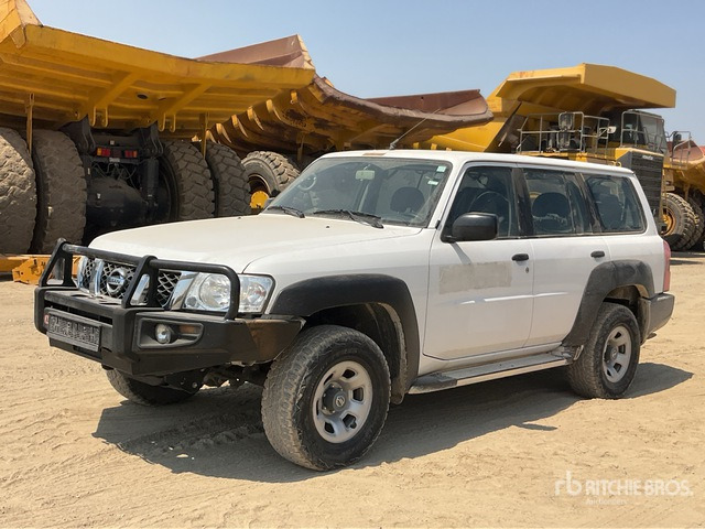 2018 Nissan Patrol GL 4x4 SUV - Mobil SUV: gambar 2 2018 Nissan Patrol GL 4x4 SUV - Mobil SUV: gambar 2