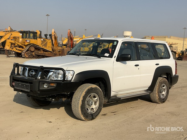 2018 Nissan Patrol GL 4x4 SUV - Mobil SUV: gambar 2 2018 Nissan Patrol GL 4x4 SUV - Mobil SUV: gambar 2