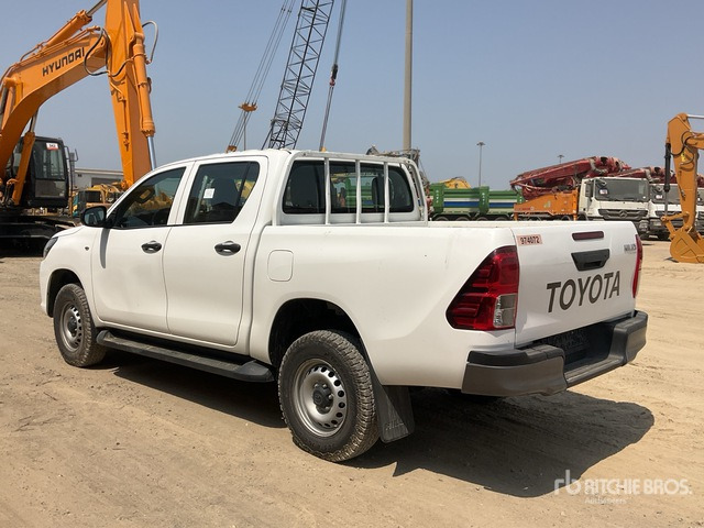 2018 Toyota Hilux 4x4 Crew Cab Pickup - Truk pikap: gambar 5 2018 Toyota Hilux 4x4 Crew Cab Pickup - Truk pikap: gambar 5