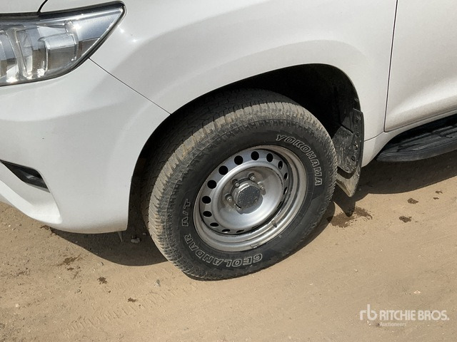 2018 Toyota Prado 150L 4x4 SUV - Mobil SUV: gambar 5 2018 Toyota Prado 150L 4x4 SUV - Mobil SUV: gambar 5