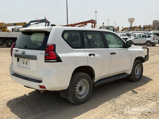 2018 Toyota Prado 150L 4x4 SUV - Mobil SUV: gambar 4 2018 Toyota Prado 150L 4x4 SUV - Mobil SUV: gambar 4