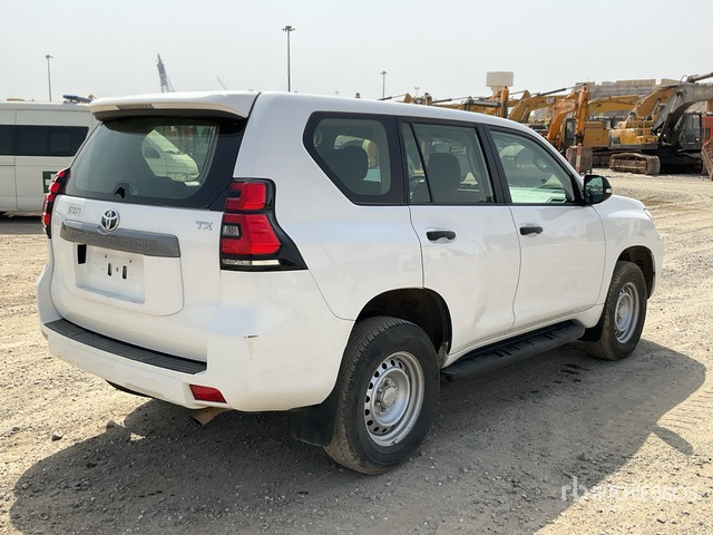 2018 Toyota Prado TX 150L 4x4 SUV - Mobil SUV: gambar 3 2018 Toyota Prado TX 150L 4x4 SUV - Mobil SUV: gambar 3