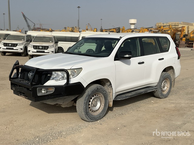 2018 Toyota Prado TX 150L 4x4 SUV - Mobil SUV: gambar 1 2018 Toyota Prado TX 150L 4x4 SUV - Mobil SUV: gambar 1