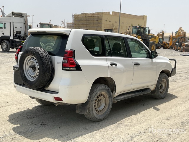 2018 Toyota Prado TX 150L 4x4 SUV - Mobil SUV: gambar 3 2018 Toyota Prado TX 150L 4x4 SUV - Mobil SUV: gambar 3