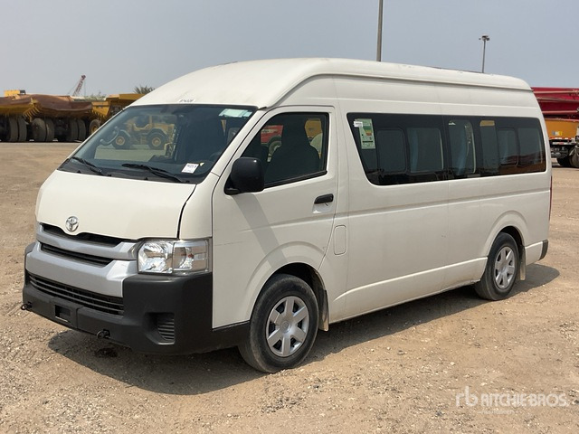 2019 Toyota Hiace 4x2 14-Seat Mini Bus - Bus mini, Van penumpang: gambar 2 2019 Toyota Hiace 4x2 14-Seat Mini Bus - Bus mini, Van penumpang: gambar 2