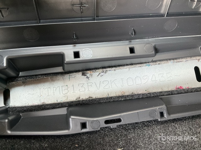 2019 Toyota RAV4 4WD SUV - Mobil SUV: gambar 4 2019 Toyota RAV4 4WD SUV - Mobil SUV: gambar 4