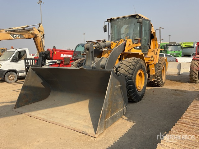 2019 Volvo L105 - Wheel loader: gambar 1 2019 Volvo L105 - Wheel loader: gambar 1