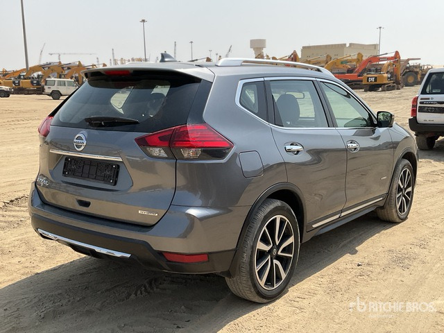 2020 Nissan X-Trail Hybrid SUV - Mobil SUV: gambar 3 2020 Nissan X-Trail Hybrid SUV - Mobil SUV: gambar 3