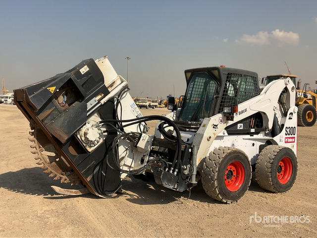 Bobcat S300 Skid Steer Loader - Skid steer: gambar 1 Bobcat S300 Skid Steer Loader - Skid steer: gambar 1