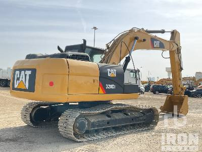CAT 320D2 - Ekskavator perayap: gambar 3 CAT 320D2 - Ekskavator perayap: gambar 3