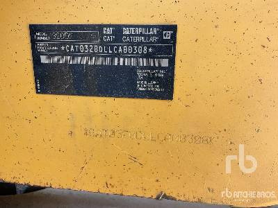 CAT 320D2 - Ekskavator perayap: gambar 1 CAT 320D2 - Ekskavator perayap: gambar 1