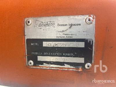 DOOSAN 225LC-7B - Ekskavator perayap: gambar 1 DOOSAN 225LC-7B - Ekskavator perayap: gambar 1