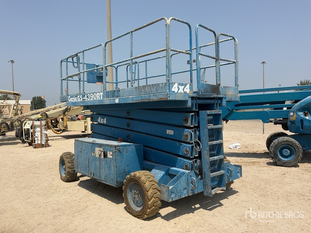 Genie GS4390 - Scissor lifts: gambar 4 Genie GS4390 - Scissor lifts: gambar 4