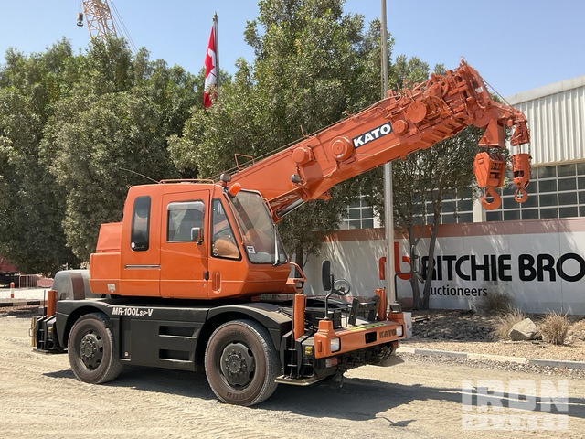 Kato KR10H Rough Terrain Crane - Derek medan kasar: gambar 1 Kato KR10H Rough Terrain Crane - Derek medan kasar: gambar 1