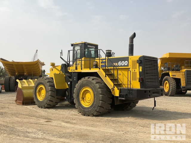 Komatsu WA600-6 - Wheel loader: gambar 4 Komatsu WA600-6 - Wheel loader: gambar 4