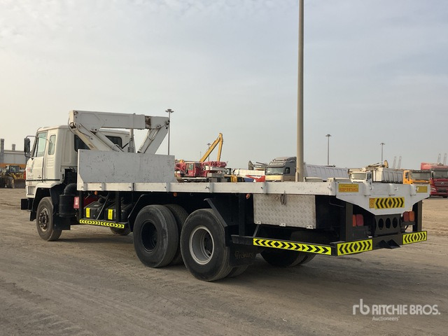 Nissan TF20 - Truk flatbed, Truk derek: gambar 3 Nissan TF20 - Truk flatbed, Truk derek: gambar 3