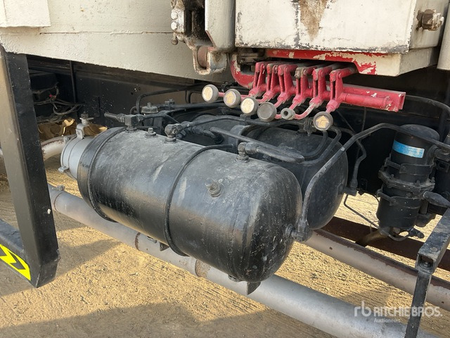 Nissan TF20 - Truk flatbed, Truk derek: gambar 5 Nissan TF20 - Truk flatbed, Truk derek: gambar 5