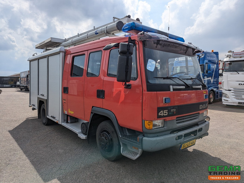 DAF AE45CE 210FF 4x2 Euro2 Ziegler TS08 LD2.800 HD265 T1.500Liters - 8 persoons - ManualGearbox - Truk pemadam kebakaran: gambar 4 DAF AE45CE 210FF 4x2 Euro2 Ziegler TS08 LD2.800 HD265 T1.500Liters - 8 persoons - ManualGearbox - Truk pemadam kebakaran: gambar 4