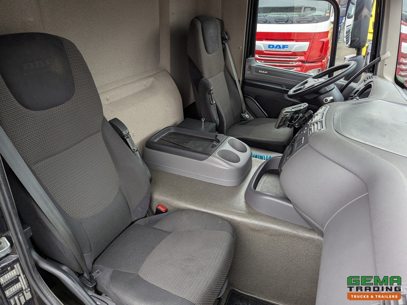 Truk berpendingin DAF CF 280 FAN 6x2/4 DagCab Euro6 - Koel-VriesBak 7.9m + Carrier Supra 1150MT + Laadklep 2000kg - 10/2025APK: gambar 16