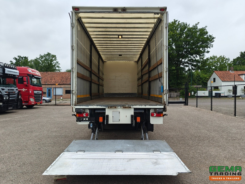 DAF CF 310 4x2 SpaceCab Euro6 - Schuifzeilenbak 7.7M + Laadklep 1500KG - 10/2025 APK - Truk dengan terpal samping: gambar 4 DAF CF 310 4x2 SpaceCab Euro6 - Schuifzeilenbak 7.7M + Laadklep 1500KG - 10/2025 APK - Truk dengan terpal samping: gambar 4