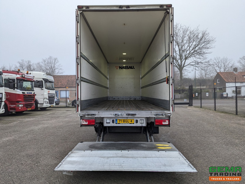 DAF CF 370 FA 4x2 Spacecab Euro6 - GeslotenBak 8.2M + Laadklep 2000kg - HardHouten vloer - 10/2025APK - Truk box: gambar 3 DAF CF 370 FA 4x2 Spacecab Euro6 - GeslotenBak 8.2M + Laadklep 2000kg - HardHouten vloer - 10/2025APK - Truk box: gambar 3