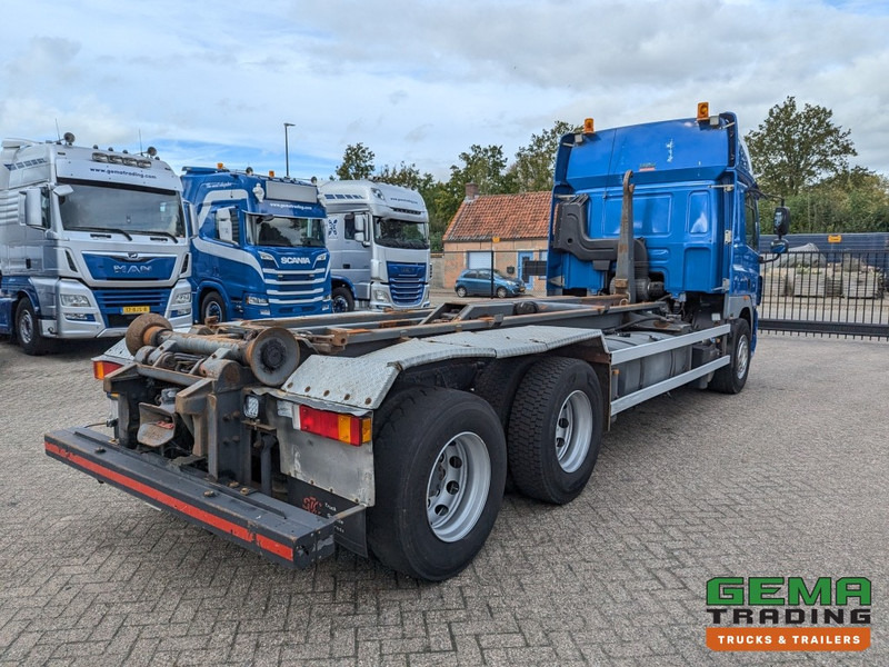 DAF FAS CF85.410 6x2 Euro5 FAS CF85.410 6x2 Spacecab Euro5 - HaakarmSysteem AJK 20T - KlapBumper - Vangmuilkoppeling - Lift-As - Hook lift: gambar 4 DAF FAS CF85.410 6x2 Euro5 FAS CF85.410 6x2 Spacecab Euro5 - HaakarmSysteem AJK 20T - KlapBumper - Vangmuilkoppeling - Lift-As - Hook lift: gambar 4