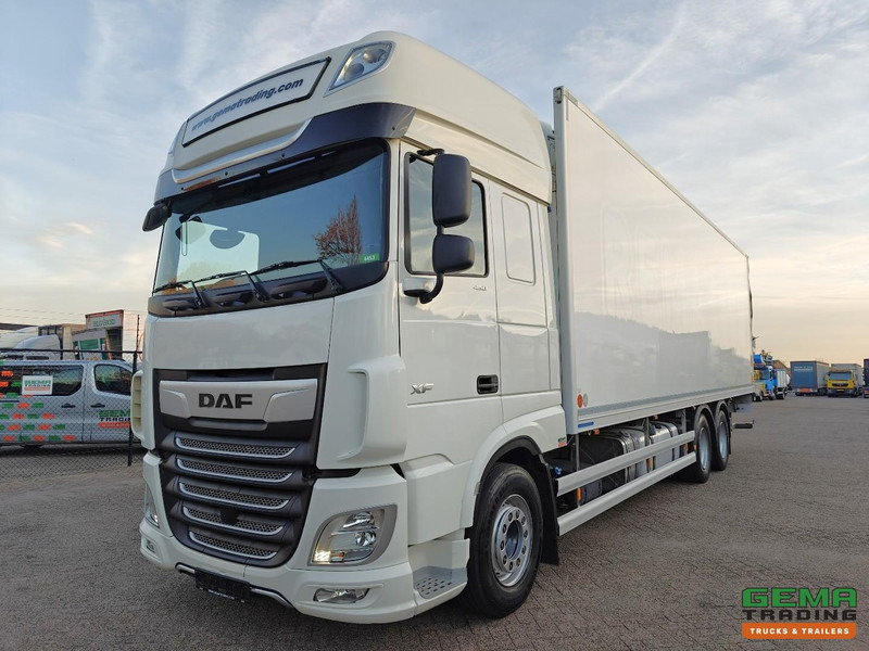 DAF XF 450 FAS 6x2 Superspacecab Euro6 - Koel-VriesBak 9.5m + Carrier Supra 1250Mt + Laadklep 2500kg - 331.000km Origineel! - Truk berpendingin: gambar 1 DAF XF 450 FAS 6x2 Superspacecab Euro6 - Koel-VriesBak 9.5m + Carrier Supra 1250Mt + Laadklep 2500kg - 331.000km Origineel! - Truk berpendingin: gambar 1
