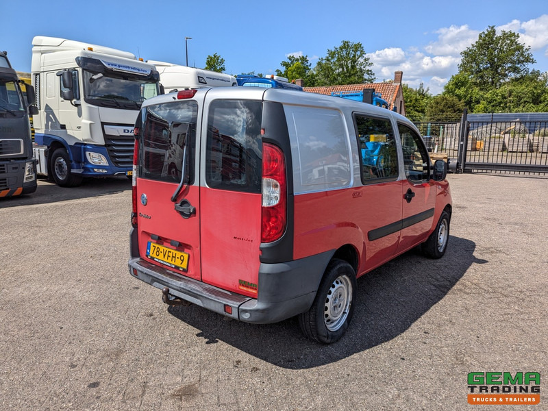 Fiat Doblò 1.9 JTD Euro4 - Handgeschakeld - Trekhaak - Van kecil: gambar 3 Fiat Doblò 1.9 JTD Euro4 - Handgeschakeld - Trekhaak - Van kecil: gambar 3