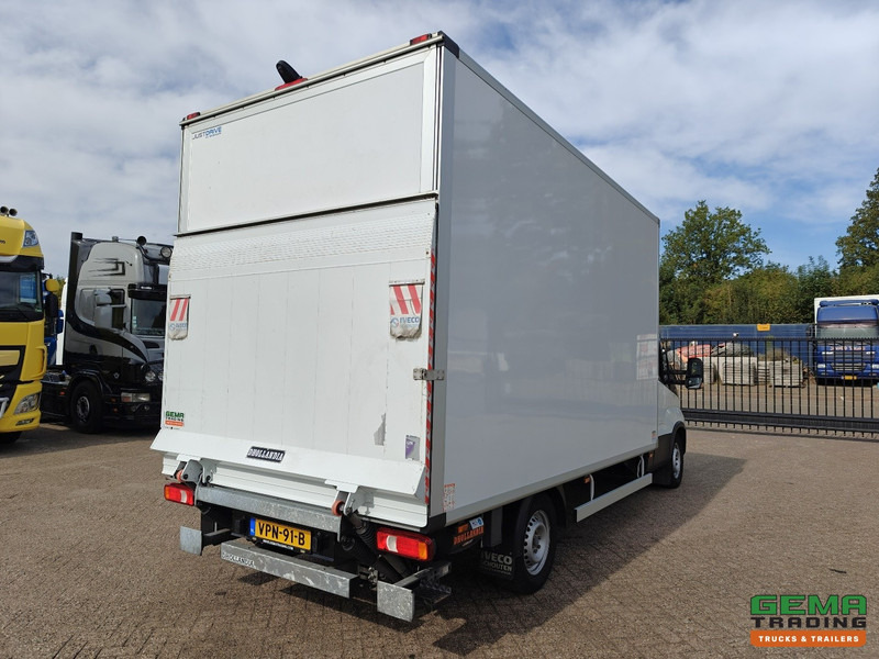 Iveco 35S18 Hi-Matic 4x2 Dagcab Euro6E - Gesloten Bak 4.2M - Laadklep 1000KG - Navi - 03/2026 APK - Van box: gambar 4 Iveco 35S18 Hi-Matic 4x2 Dagcab Euro6E - Gesloten Bak 4.2M - Laadklep 1000KG - Navi - 03/2026 APK - Van box: gambar 4