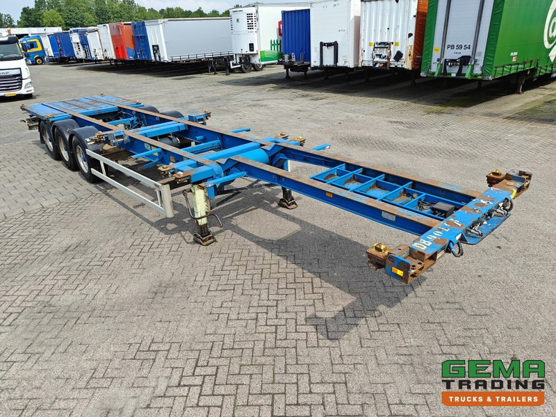 Krone SDC 27 3 assen BPW - DrumBrakes - 5340KG - 2x 20FT 1x 30FT 1x40FT - NL kenteken - Semi-trailer pengangkut mobil: gambar 4 Krone SDC 27 3 assen BPW - DrumBrakes - 5340KG - 2x 20FT 1x 30FT 1x40FT - NL kenteken - Semi-trailer pengangkut mobil: gambar 4