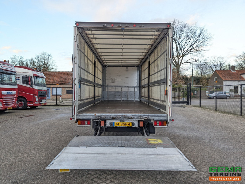MAN TGL 12.220 4x2 Daycab Euro6 - SchuifzeilenBak 7.2M + Laadklep 2000kg - Rongpotten - Zijdeuren - Truk dengan terpal samping: gambar 4 MAN TGL 12.220 4x2 Daycab Euro6 - SchuifzeilenBak 7.2M + Laadklep 2000kg - Rongpotten - Zijdeuren - Truk dengan terpal samping: gambar 4