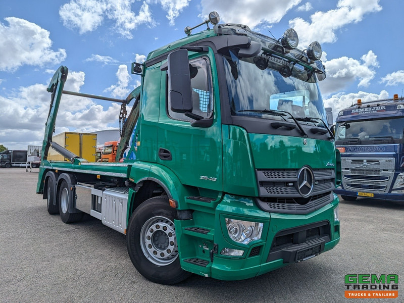 Mercedes-Benz Antos 2546 6x2/4 Dagcab - Euro6 - JOAB PortaalSysteem 18T - Weegsysteem - Uitschuifbaar - Truk skip loader: gambar 5 Mercedes-Benz Antos 2546 6x2/4 Dagcab - Euro6 - JOAB PortaalSysteem 18T - Weegsysteem - Uitschuifbaar - Truk skip loader: gambar 5