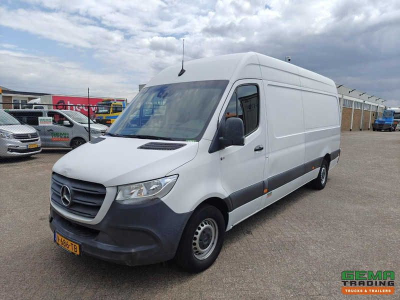Mercedes-Benz Sprinter 311 CDI L3H2 - Euro6ZF - Automaat - Navigatie - Camera - 06/2026 APK - Van kecil: gambar 1 Mercedes-Benz Sprinter 311 CDI L3H2 - Euro6ZF - Automaat - Navigatie - Camera - 06/2026 APK - Van kecil: gambar 1