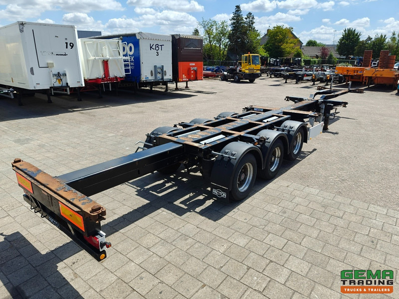 Pacton T3-010 3-Assen SAF - MULTI - Trommelremmen - LiftAs - 3x Uitschuifbaar - 10/2025 APK - Semi-trailer pengangkut mobil: gambar 1 Pacton T3-010 3-Assen SAF - MULTI - Trommelremmen - LiftAs - 3x Uitschuifbaar - 10/2025 APK - Semi-trailer pengangkut mobil: gambar 1