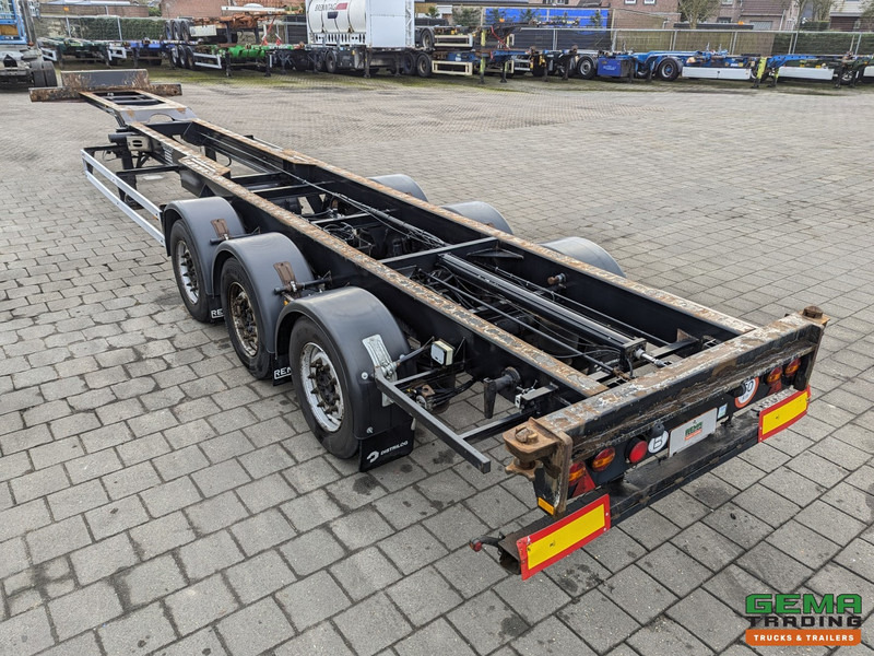 Renders ROC 12.27 CC 3-Assen MB - Schijfremmen - Achterschuiver - 40/45FT - Semi-trailer pengangkut mobil: gambar 2 Renders ROC 12.27 CC 3-Assen MB - Schijfremmen - Achterschuiver - 40/45FT - Semi-trailer pengangkut mobil: gambar 2