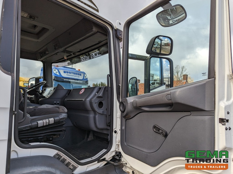Truk box Scania P220-94D 4x2 Daycab Euro2 Manual Gearbox  -BDF-systeem - Marktwagen / Marktkraam (V682): gambar 14
