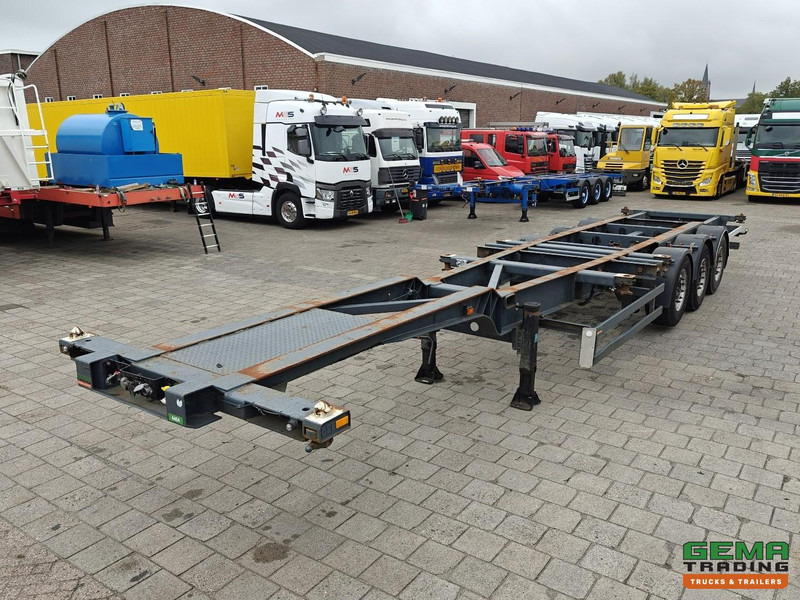 Schmitz Cargobull SCF 24 G 3-Assen MB - LiftAs - Schijfremmen - Vast Chassis - 2x20FT 1x30FT 40FT aansluiting - Semi-trailer pengangkut mobil: gambar 2 Schmitz Cargobull SCF 24 G 3-Assen MB - LiftAs - Schijfremmen - Vast Chassis - 2x20FT 1x30FT 40FT aansluiting - Semi-trailer pengangkut mobil: gambar 2