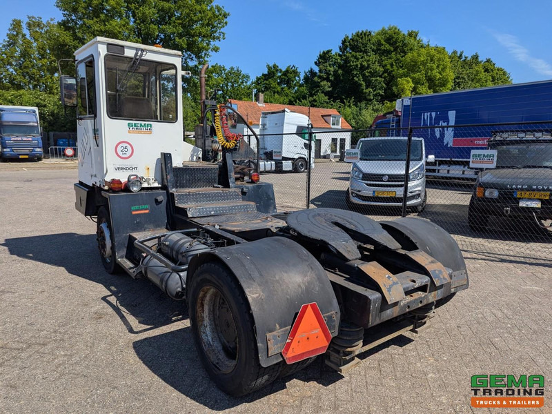 Terberg YT17 MOTOR DEFECT - MMBS Kenteken - Traktor terminal: gambar 4 Terberg YT17 MOTOR DEFECT - MMBS Kenteken - Traktor terminal: gambar 4