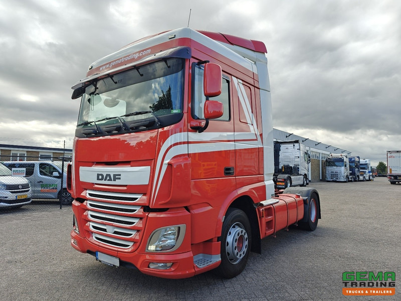 DAF XF 440 FT 4x2 Spacecab Euro6 - Retarder - ADR AT - 650.000KM - Tractor head: gambar 1 DAF XF 440 FT 4x2 Spacecab Euro6 - Retarder - ADR AT - 650.000KM - Tractor head: gambar 1