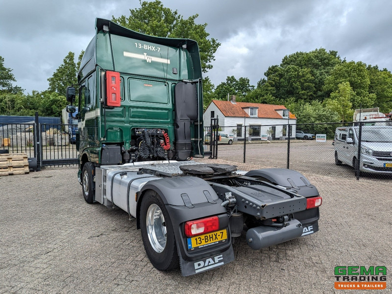 DAF XF 440 FT 4x2 Superspacecab Euro6C - ADR - Dubbele tanks - Standairco - SMARTtachoV2 - 01/2026 APK - Tractor head: gambar 4 DAF XF 440 FT 4x2 Superspacecab Euro6C - ADR - Dubbele tanks - Standairco - SMARTtachoV2 - 01/2026 APK - Tractor head: gambar 4