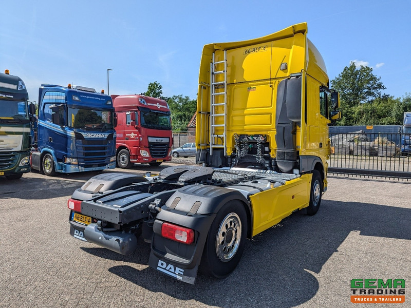 DAF XF 450 FT 4x2 SuperSpaceCab Euro6C - Retarder - Standairco - Dubbele Tanks - SMARTtachoV2 - Tractor head: gambar 3 DAF XF 450 FT 4x2 SuperSpaceCab Euro6C - Retarder - Standairco - Dubbele Tanks - SMARTtachoV2 - Tractor head: gambar 3