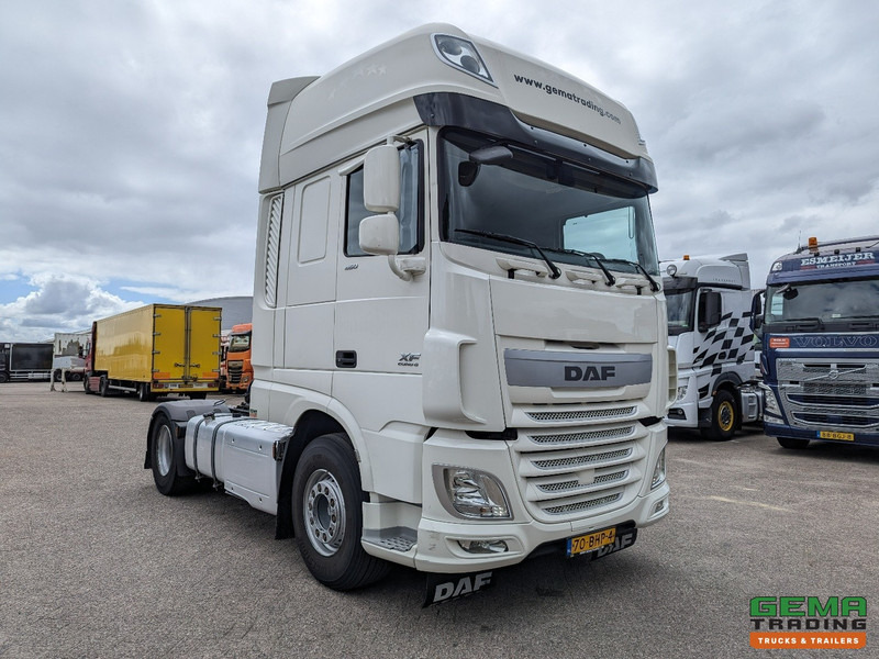 DAF XF 460 FT 4x2 Superspacecab Euro6A - Dubbele tanks - Navi - 11/2025APK - Tractor head: gambar 2 DAF XF 460 FT 4x2 Superspacecab Euro6A - Dubbele tanks - Navi - 11/2025APK - Tractor head: gambar 2