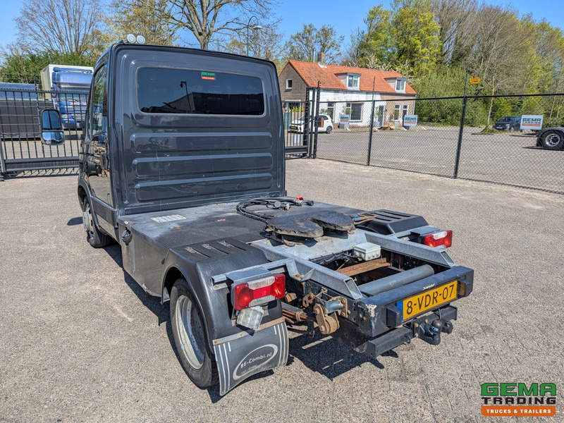 Iveco 35C18/T 4x2 Euro4 - BE-Trekker - 3-Zits - Luchthoorns - NAP - 07/2025APK - Tractor head: gambar 4 Iveco 35C18/T 4x2 Euro4 - BE-Trekker - 3-Zits - Luchthoorns - NAP - 07/2025APK - Tractor head: gambar 4