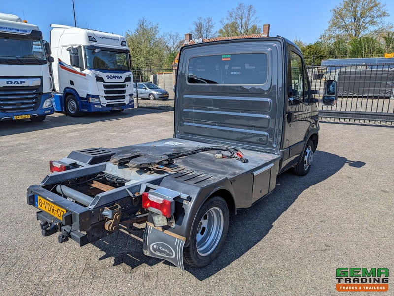 Iveco 35C18/T 4x2 Euro4 - BE-Trekker - 3-Zits - Luchthoorns - NAP - Tractor head: gambar 3 Iveco 35C18/T 4x2 Euro4 - BE-Trekker - 3-Zits - Luchthoorns - NAP - Tractor head: gambar 3
