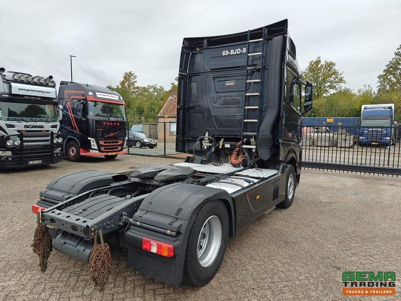 Mercedes-Benz Actros 1942 4x2 Megaspace Euro6 - Dubbele Tanks - SneeuwKettingen - SMARTTacho V2 - 02/2026 APK - Tractor head: gambar 3 Mercedes-Benz Actros 1942 4x2 Megaspace Euro6 - Dubbele Tanks - SneeuwKettingen - SMARTTacho V2 - 02/2026 APK - Tractor head: gambar 3