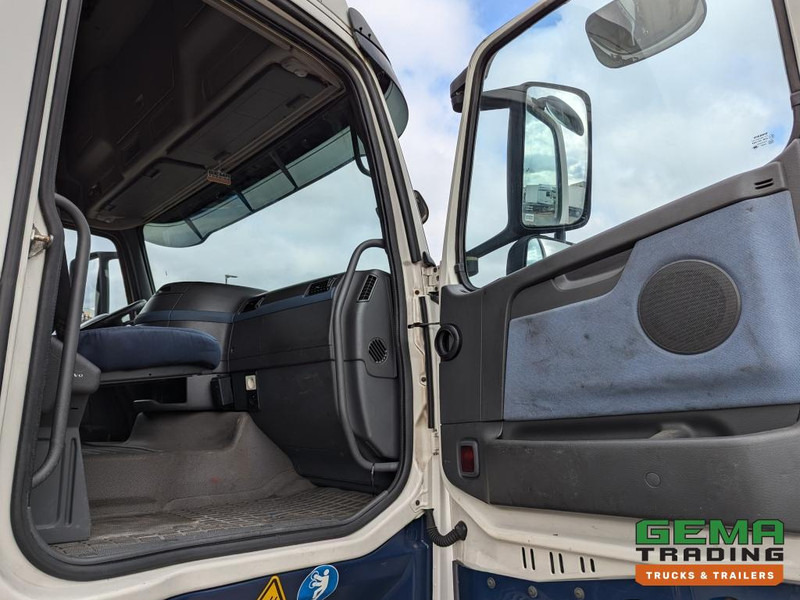 Tractor head Volvo FH400 4x2 Euro5 FH400 4x2 Globetrotter Euro5  - ADR FL AT OX  (T1513): gambar 12