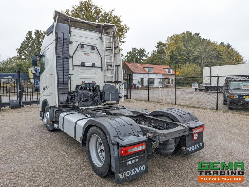 Volvo FH420 4x2 Euro6 FH420 4x2 Globetrotter Euro6 - XLOW / Mega - VEB+ - Double Tanks - Air Suspension - Tractor head: gambar 4 Volvo FH420 4x2 Euro6 FH420 4x2 Globetrotter Euro6 - XLOW / Mega - VEB+ - Double Tanks - Air Suspension - Tractor head: gambar 4