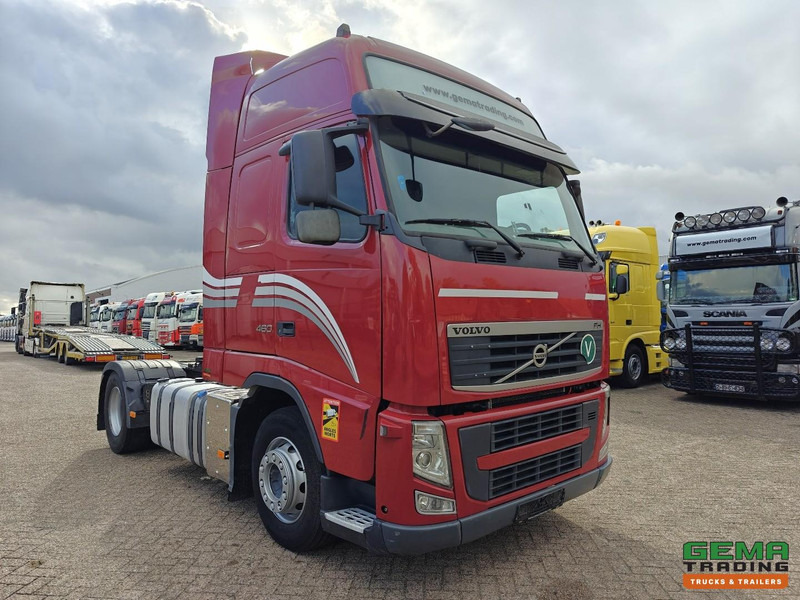 Volvo FH460 4x2 Globetrotter XL Euro5 - Handgeschakeld - Dubbele tanks - Tractor head: gambar 2 Volvo FH460 4x2 Globetrotter XL Euro5 - Handgeschakeld - Dubbele tanks - Tractor head: gambar 2