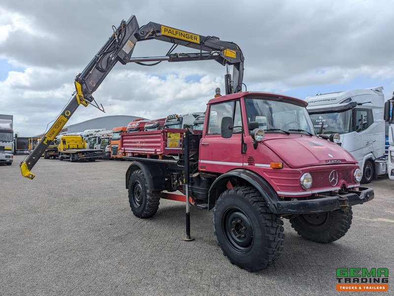 Unimog 416/U1100 4x4 - Hiab PK4600A - Open laadbak - Lier - Vangmuil/trekhaak - Mercedes Benz - Truk derek: gambar 2 Unimog 416/U1100 4x4 - Hiab PK4600A - Open laadbak - Lier - Vangmuil/trekhaak - Mercedes Benz - Truk derek: gambar 2