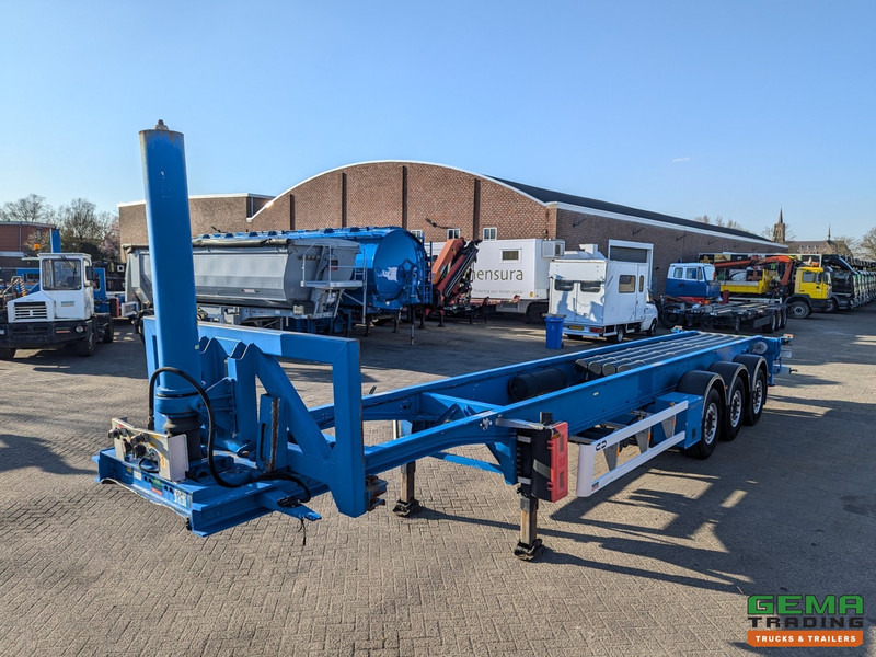 Van Hool 3C0017 40FT Kiepchassis - Aluminium Chassis - 5060KG - Slangenkokers - 88.000km! - Semi-trailer pengangkut mobil: gambar 1 Van Hool 3C0017 40FT Kiepchassis - Aluminium Chassis - 5060KG - Slangenkokers - 88.000km! - Semi-trailer pengangkut mobil: gambar 1